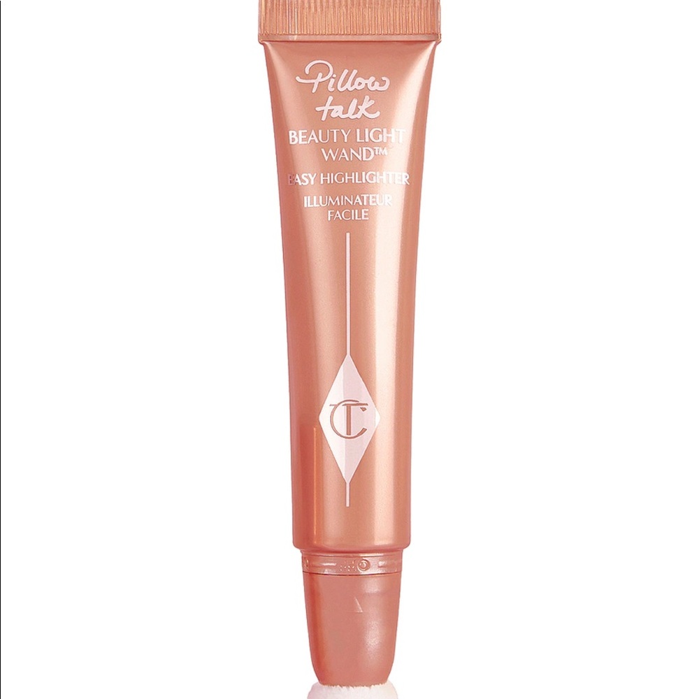 Pillow talk medium-peachy pink. Illuminator. Great for travel. Great gift!